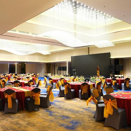 Pentacity Hotel Balikpapan Exterior photo