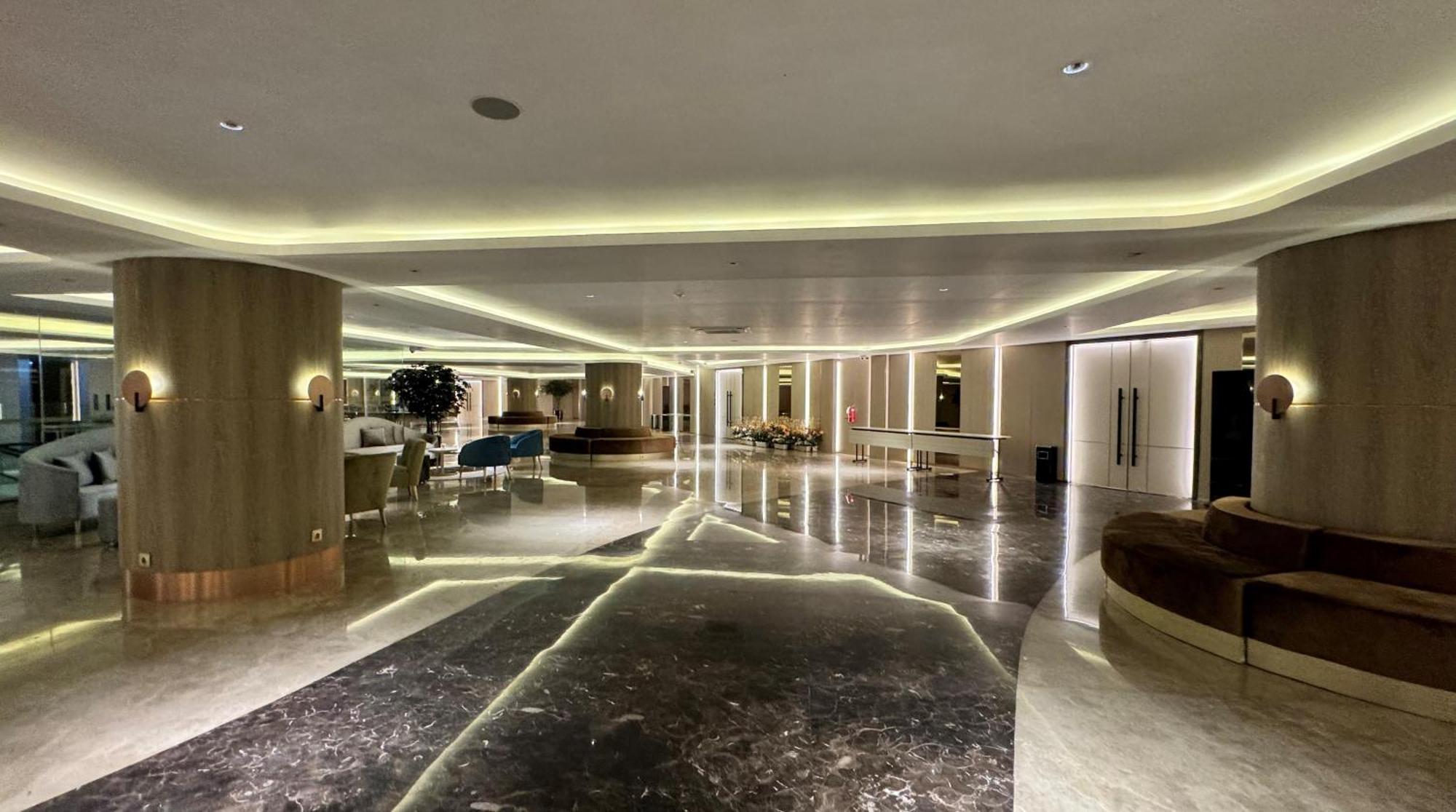 Pentacity Hotel Balikpapan Exterior photo